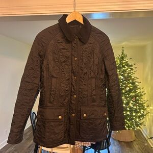 Like New Women’s Barbour Quilted Beadnell Size 6 US